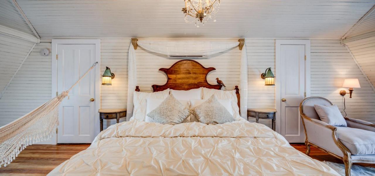 Fairytale Loft Suite 1 Bed, 1 Bath Luxury Apartment In Downtown Belmont シャーロッツビル エクステリア 写真