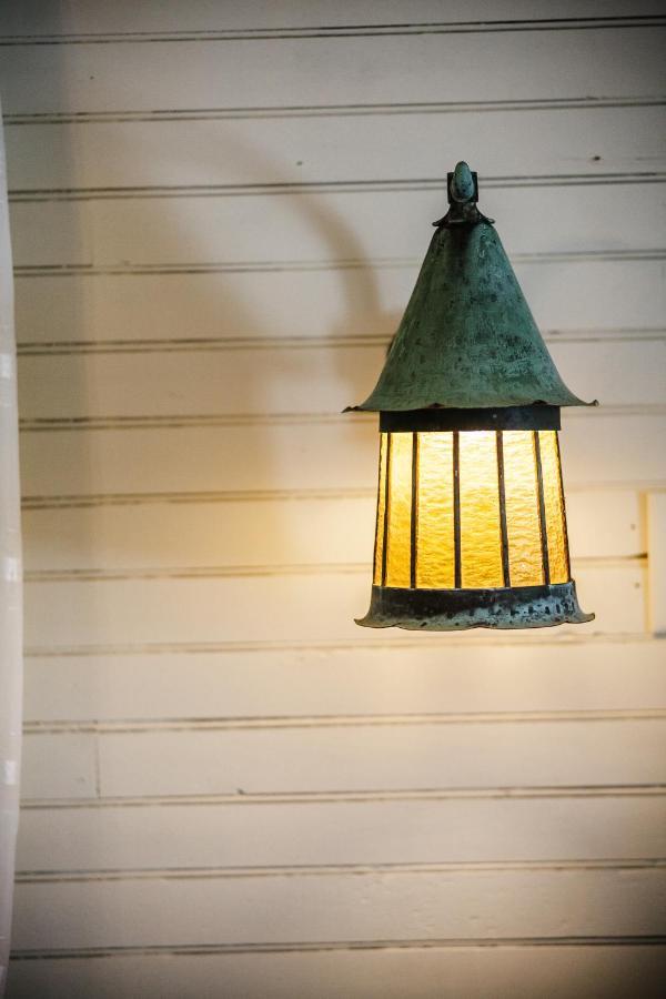 Fairytale Loft Suite 1 Bed, 1 Bath Luxury Apartment In Downtown Belmont シャーロッツビル エクステリア 写真